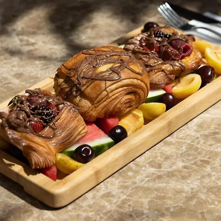 Готель Asha Alacati