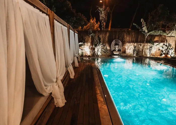 Asha Alacati * Çeşme