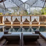 Asha Alacati Hotel *