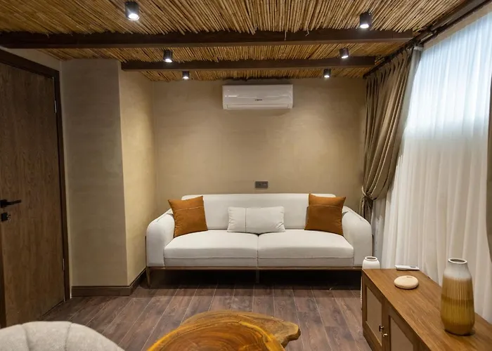 Asha Alacati * Çeşme