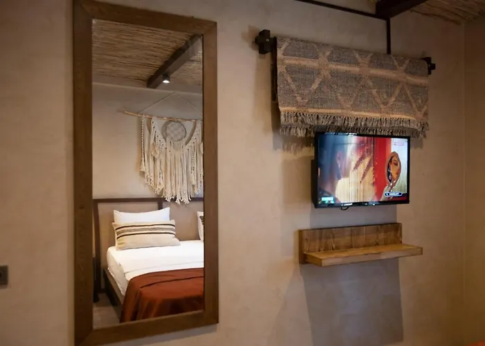 Asha Alacati * Çeşme